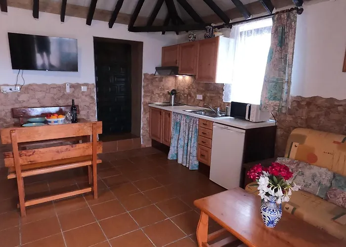 Cozy Canarian House At Villa Lila